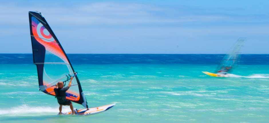 Windsurfen am Flag Beach Corralejo  Windsurf- Spots auf Fuerteventura