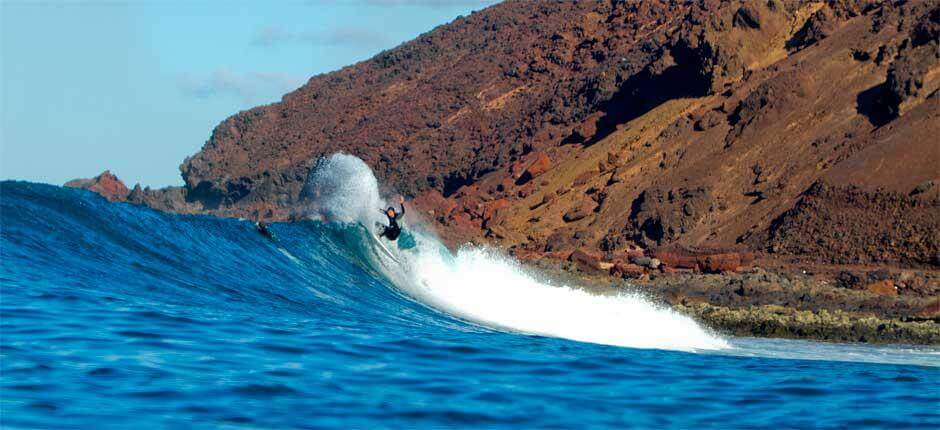 La derecha de Lobos, Surfesteder på Fuerteventura